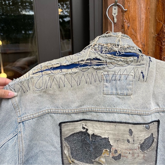 Vintage Shredded Denim Patch Jacket Punk Metal Megadeth Metallica - Picture 6 of 7